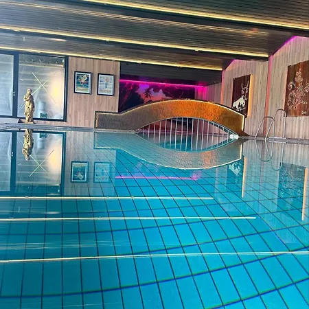 Hotel & - Unike