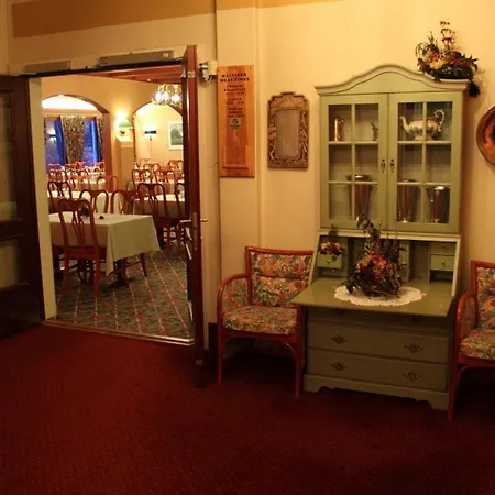 Hotel & - Unike 4*