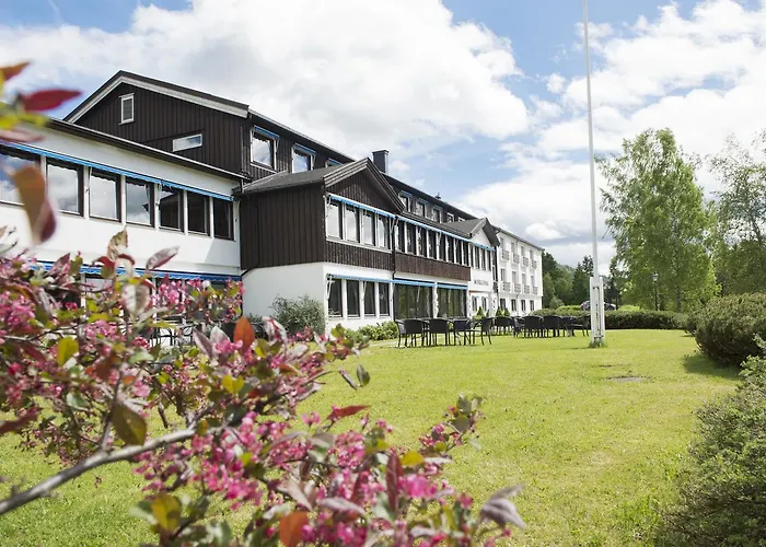 & - Unike Hotell