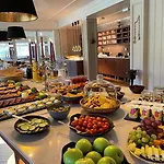 Hotel & - Unike 4*